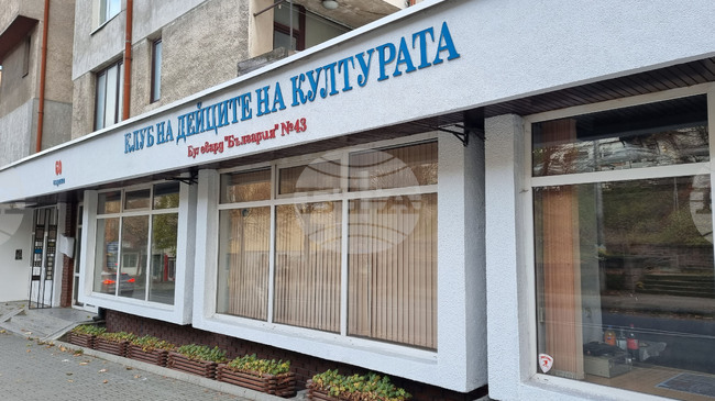 Поетът Димитър Христов представя новата си книга „Археология на любовта“ в Смолян