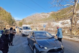 Село Забърдо - главен път Асеновград - Чепеларе - молебен