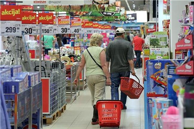 ХИНА: Потреблението в Хърватия нараства за двадесети пореден месец
