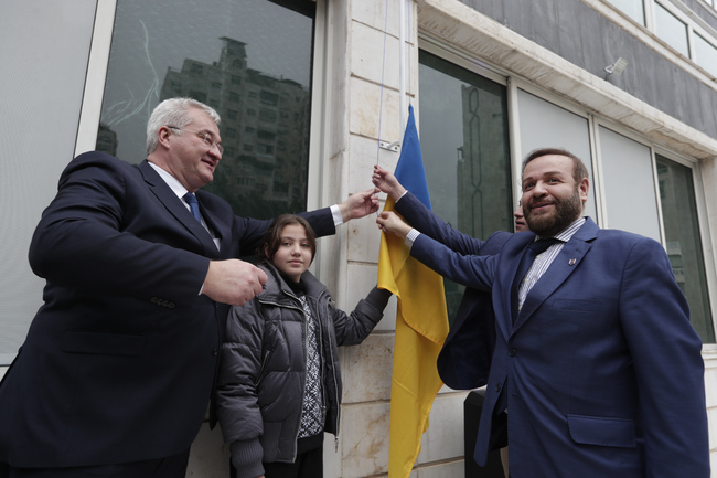 Сирия има нужда от време, за да организира конференция за национален диалог, каза новият външен министър