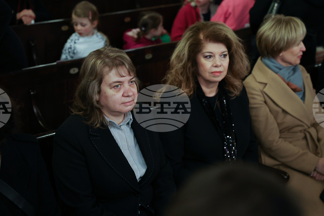 С послание за мир и светлина в Централната Софийска синагога се състоя официалната церемония по запалването на шестата свещ на Ханука
