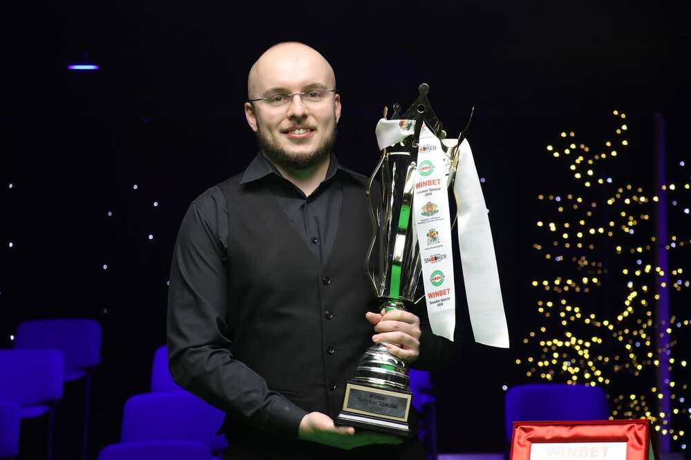 Георги Величков спечели трофея от WINBET снукър лигата на България