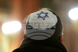 Централна Софийска синагога - запалването на шестата свещ на Ханука - церемония