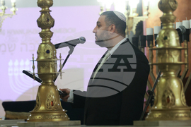 Централна Софийска синагога - запалването на шестата свещ на Ханука - церемония