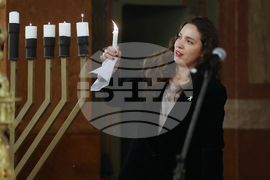 Централна Софийска синагога - запалването на шестата свещ на Ханука - церемония