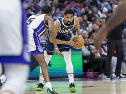 Mavericks Kings Basketball
