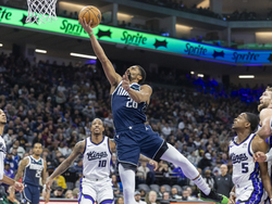 Mavericks Kings Basketball