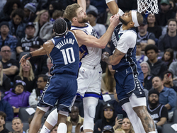 Mavericks Kings Basketball