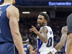 Mavericks Kings Basketball