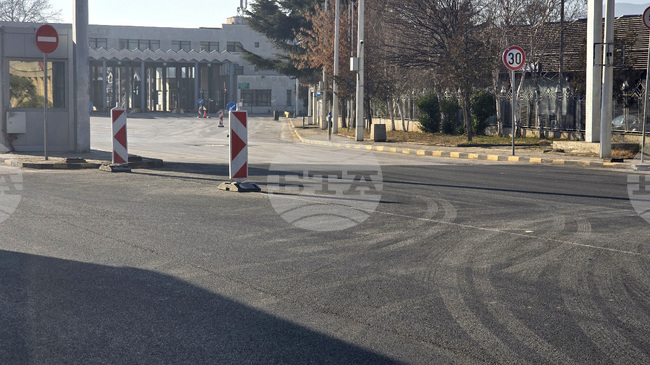 Поради стачни действия на гръцка територия е възможно да има затруднения при преминаването през граничните преходи с Гърция