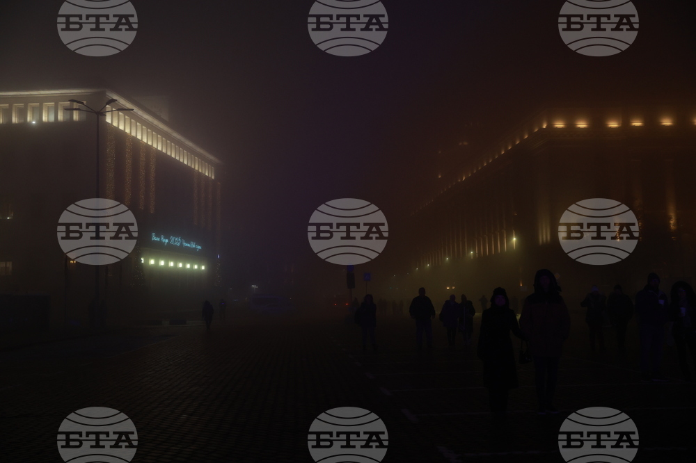 София - новогодишна нощ - гъста мъгла