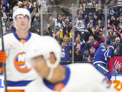 Islanders Maple Leafs Hockey