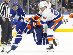Islanders Leafs Hockey