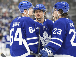 Islanders Leafs Hockey