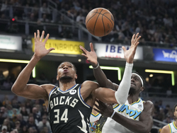 Bucks Pacers Basketball