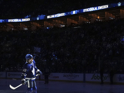 Islanders Leafs Hockey