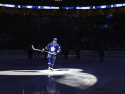 Islanders Leafs Hockey