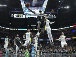 Bucks Pacers Basketball