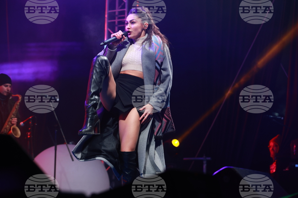 Площад „Княз Александър I” - Новогодишен концерт