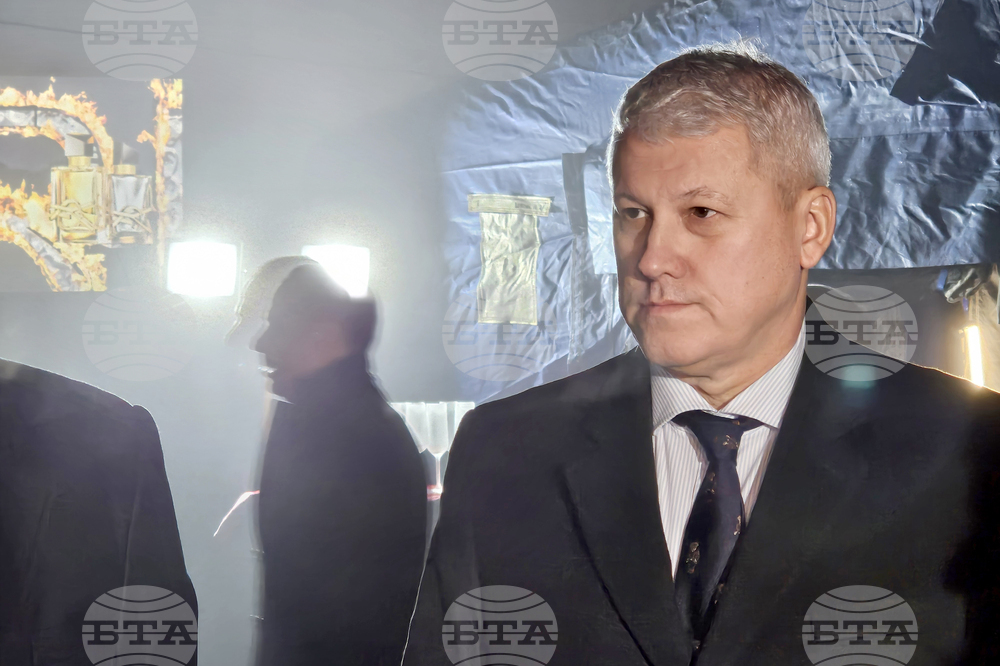 Временният президент на Румъния Илие Боложан назначи Каталин Предою за служебен премиер