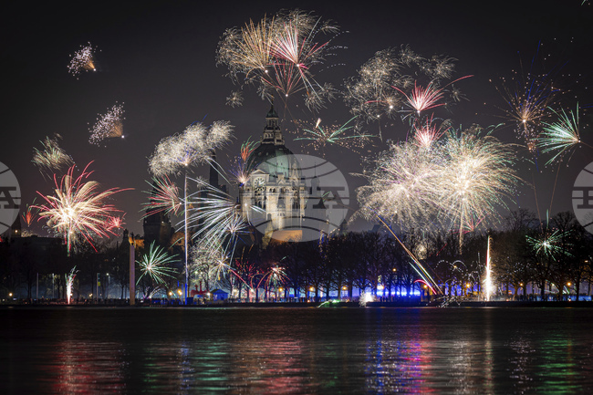 Търсенето на фойерверки в Германия нараства въпреки критиките