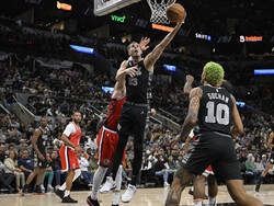 Clippers Spurs Basketball