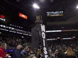 Clippers Spurs Basketball