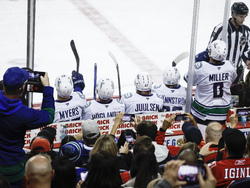 Canucks Flames Hockey
