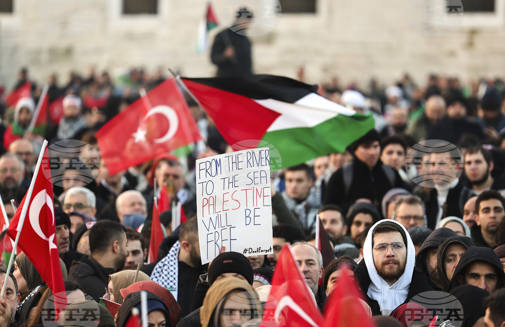 Three-Day Fundraising Campaign for Palestinians in Gaza Begins in Uskudar District of Istanbul