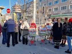 Шумен - Късметлийско хоро - 1 януари