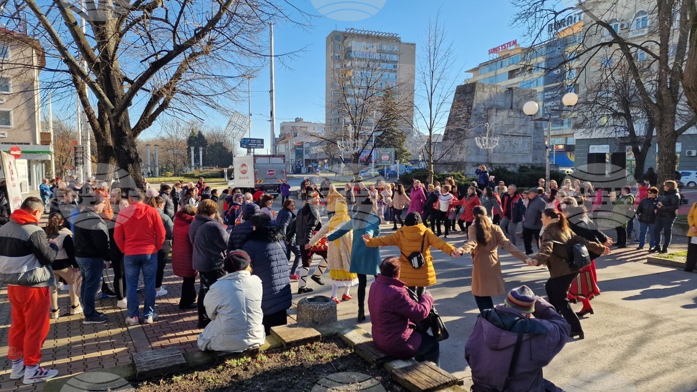 Шумен - Късметлийско хоро - 1 януари