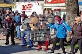 Шумен - Късметлийско хоро - 1 януари