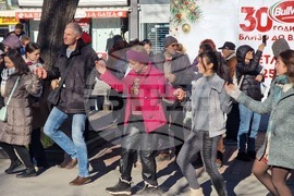 Шумен - Късметлийско хоро - 1 януари