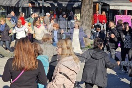 Шумен - Късметлийско хоро - 1 януари