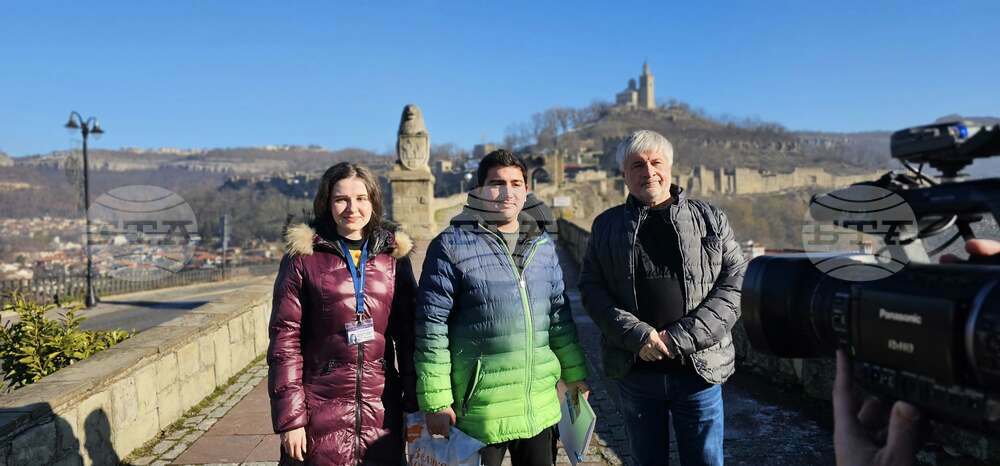 Ивайло Илиев, на 22 години, е първият посетител на крепостта „Царевец“ за новата 2025-а година