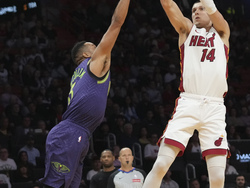 Pelicans Heat Basketball