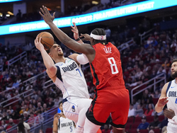 Mavericks Rockets Basketball