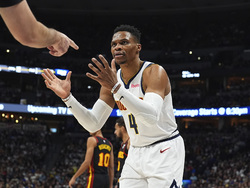 Hawks Nuggets Basketball