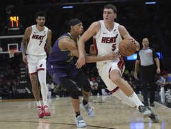 Pelicans Heat Basketball