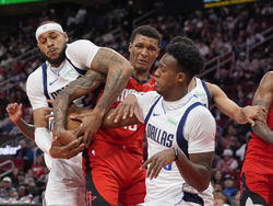 Mavericks Rockets Basketball