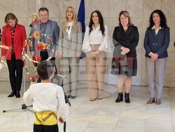 Шумен - сурвакари - Детска градина "Звънче"