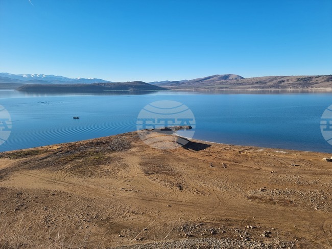 Нивото на водата в язовирите до турския курорт Бодрум е спаднало драстично, предупреждават местните власти 