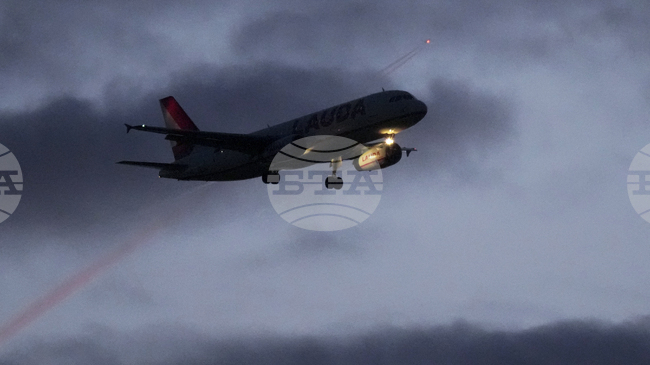 „Еърбъс“ напредва с решаването на софтуерната криза, докато авиокомпаниите се справят с масовото изтегляне на A320