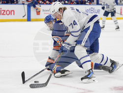 Maple Leafs Islanders Hockey