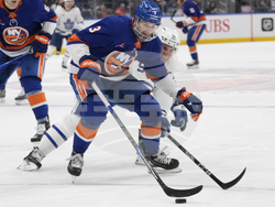 Maple Leafs Islanders Hockey
