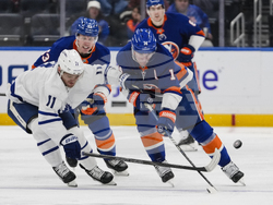 Maple Leafs Islanders Hockey
