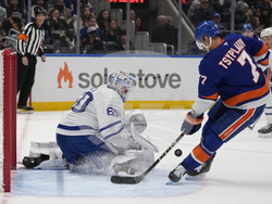 Maple Leafs Islanders Hockey