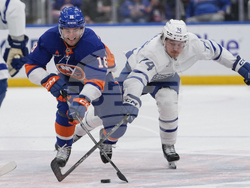 Maple Leafs Islanders Hockey