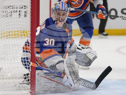 Maple Leafs Islanders Hockey