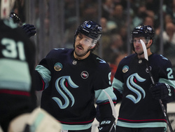 Canucks Kraken Hockey